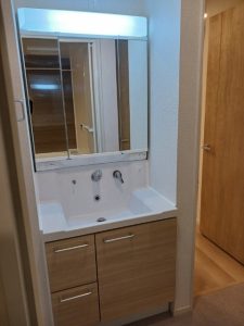 シャワー付洗面台