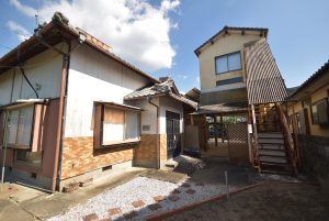 奈良木町 4ＤＫ 平屋建て