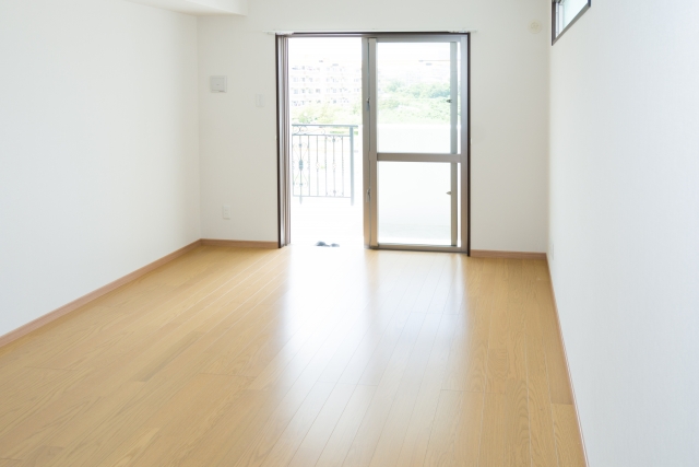 和室とフローリング クッションフロア 熊本県八代市の不動産 賃貸アパートはにしざき不動産へ 西崎不動産